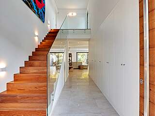 Vilamoura Villa Steeped in Contemporary Elegance