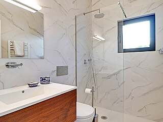 卡斯卡伊斯中心的现代化两卧公寓