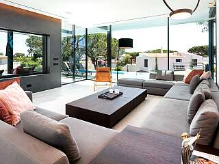 Villa de luxe contemporaine à Vale do Lobo avec piscine