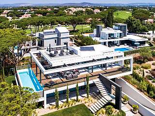 Villa de luxe contemporaine à Vale do Lobo avec piscine