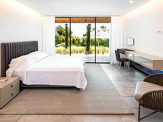 Villa de luxe contemporaine à Vale do Lobo avec piscine