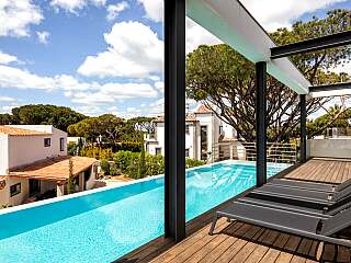 Villa de luxe contemporaine à Vale do Lobo avec piscine