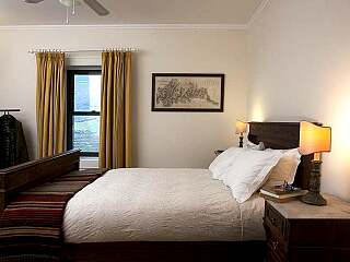 多罗河上方的豪华住宅