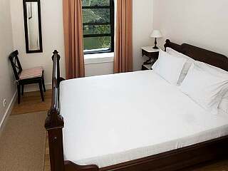 多罗河上方的豪华住宅