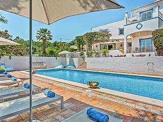 Luxueuse et Charmante Villa avec Piscine dans l'Ouest de l'Algarve
