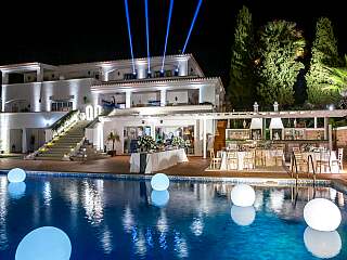 阿尔加维度假胜地,带游泳池和迷你高尔夫