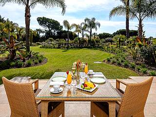 Appartements de 2 chambres à Quinta do Lago avec équipements hôteliers