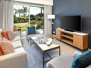 Appartements de 2 chambres à Quinta do Lago avec équipements hôteliers