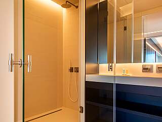 中央卡斯凯什豪华两卧公寓