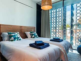 中央卡斯凯什豪华两卧公寓