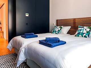 中央卡斯凯什豪华两卧公寓