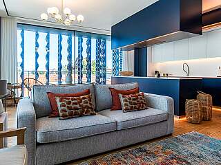 中央卡斯凯什豪华两卧公寓