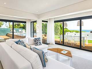 Contemporary beach house with private pool